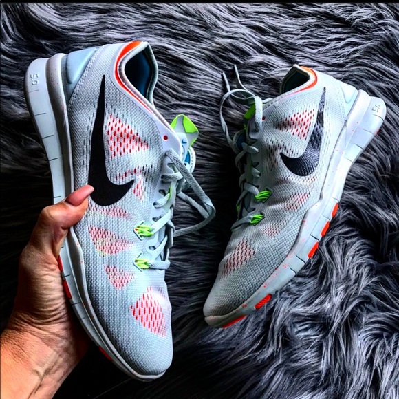 NWOB 🏃🏼‍♀️NIKE FREE 5.0 TR FIT 5 WOMENS SIZE 10 - Picture 3 of 8